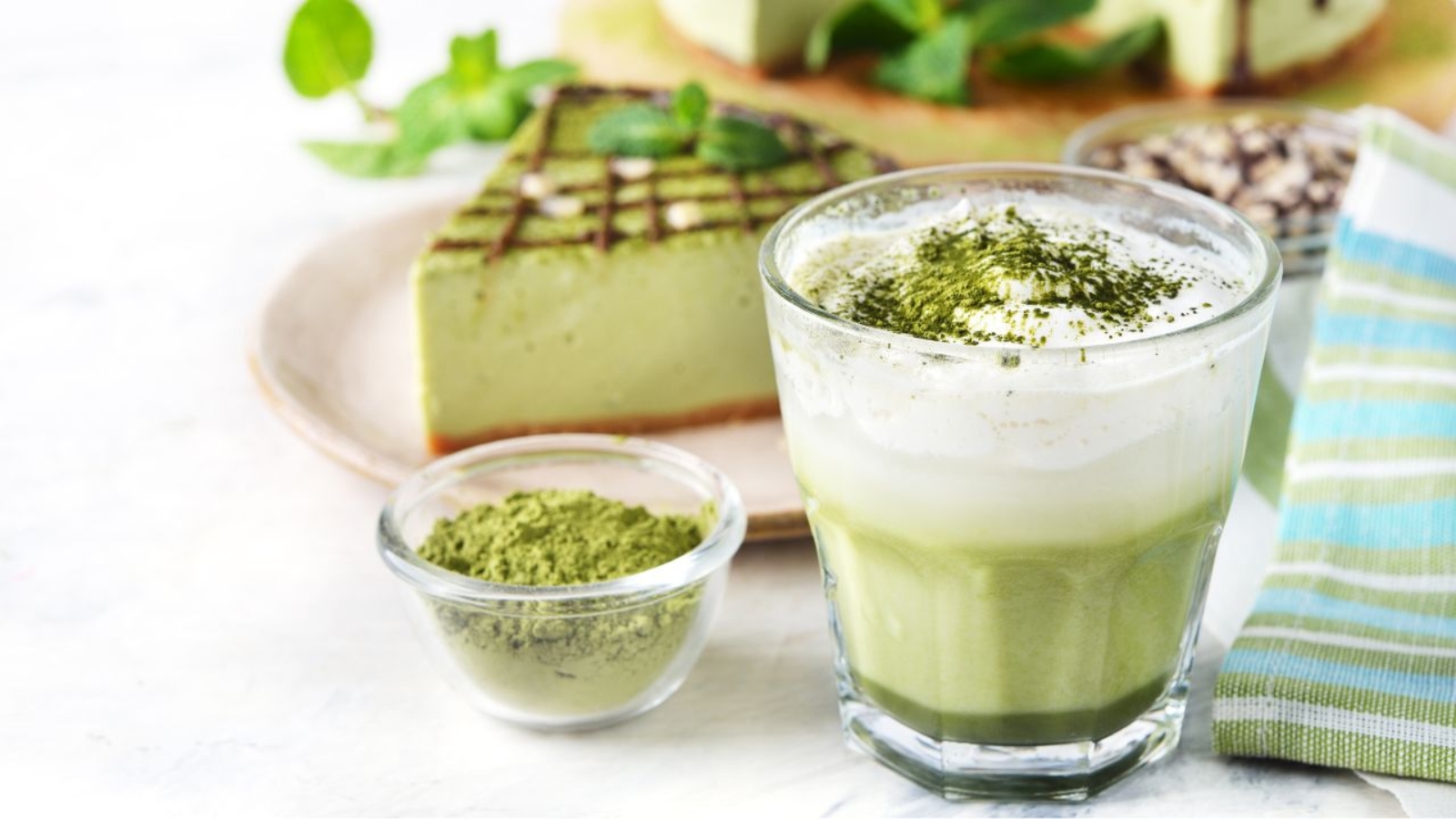 Matcha w kuchni: Kreatywne sposoby wykorzystania zielonej herbaty w codziennym gotowaniu