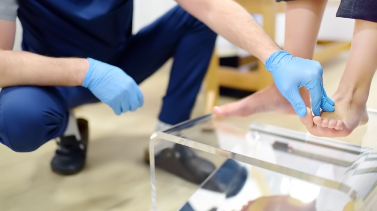 Skuteczność badania podoskopowego w diagnostyce schorzeń stóp: co warto wiedzieć?