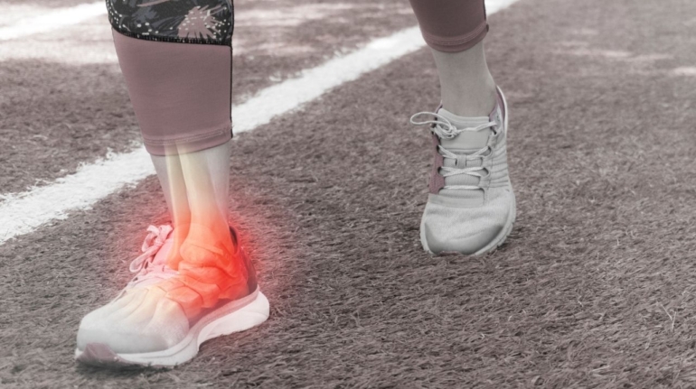 How to Prevent and Treat Foot Sports Injuries: A Guide to Sprains, Pain, and Stabilization