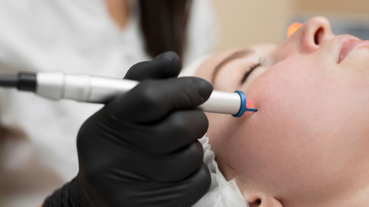 Laserowe zamykanie naczynek – kiedy warto postawić na technologię?